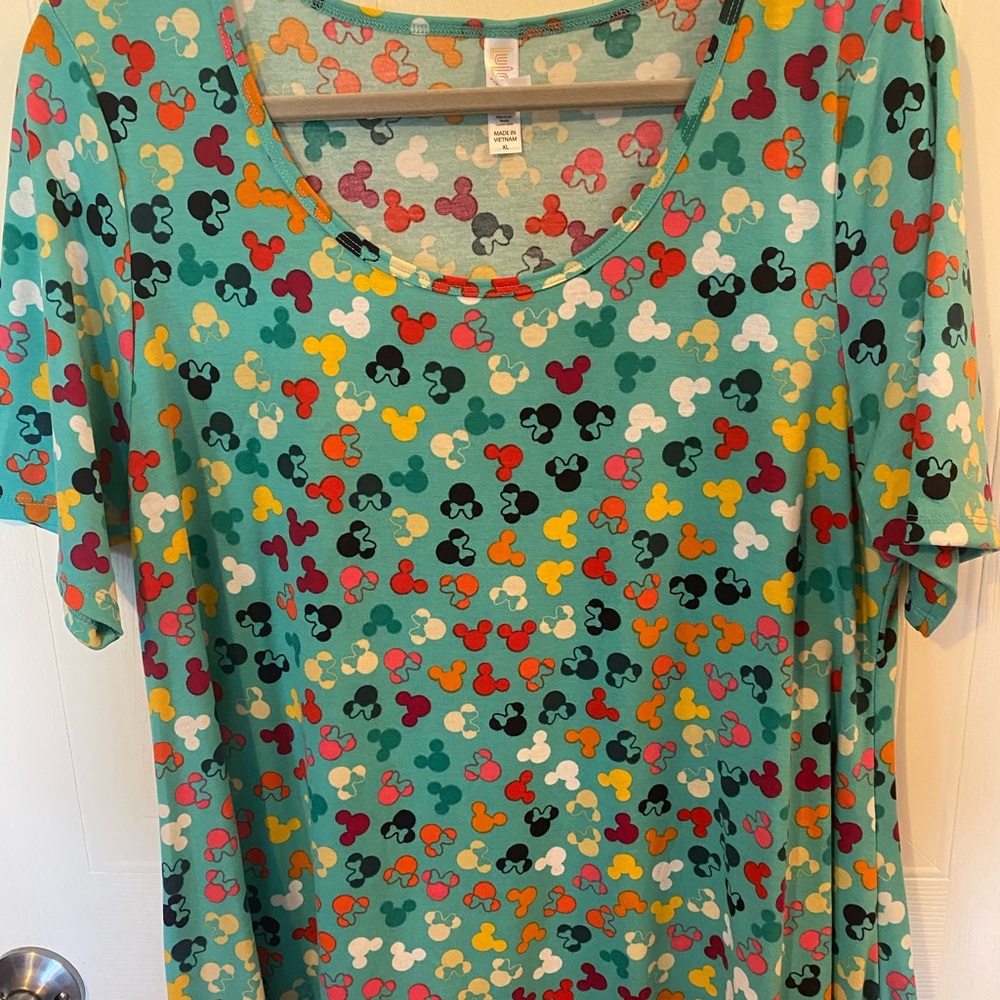 LuLaRoe Perfect T
